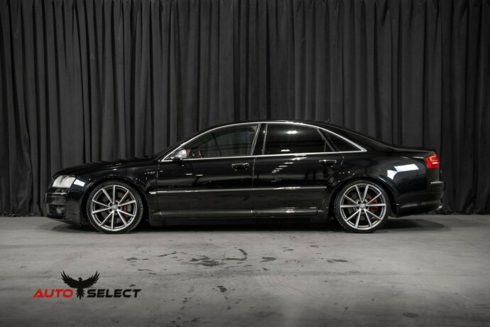 audi-s8-bensin-2006-big-8