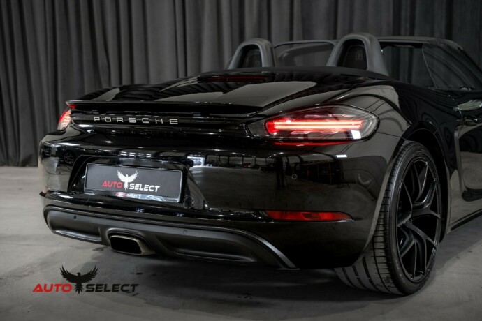porsche-boxster-bensin-2016-big-16