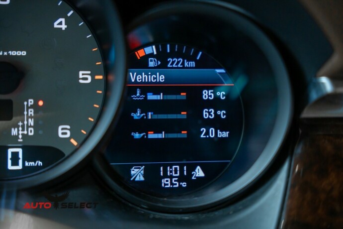 porsche-macan-diesel-2015-big-46