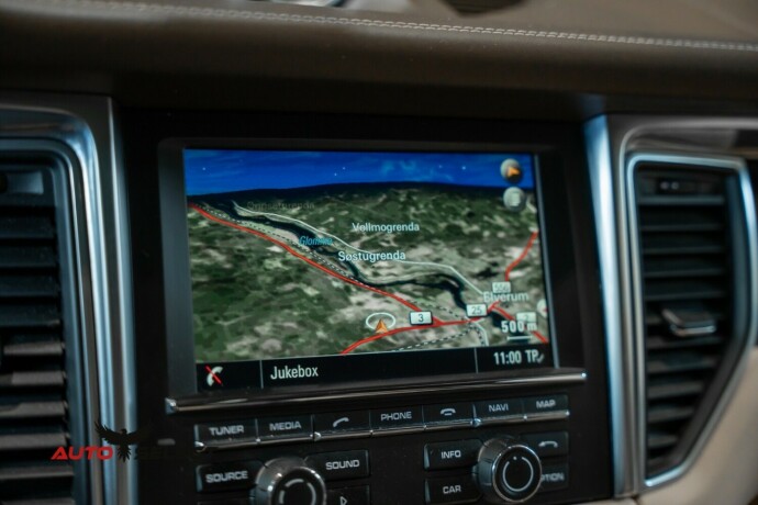 porsche-macan-diesel-2015-big-52