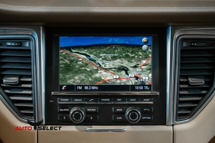 porsche-macan-diesel-2015-big-49