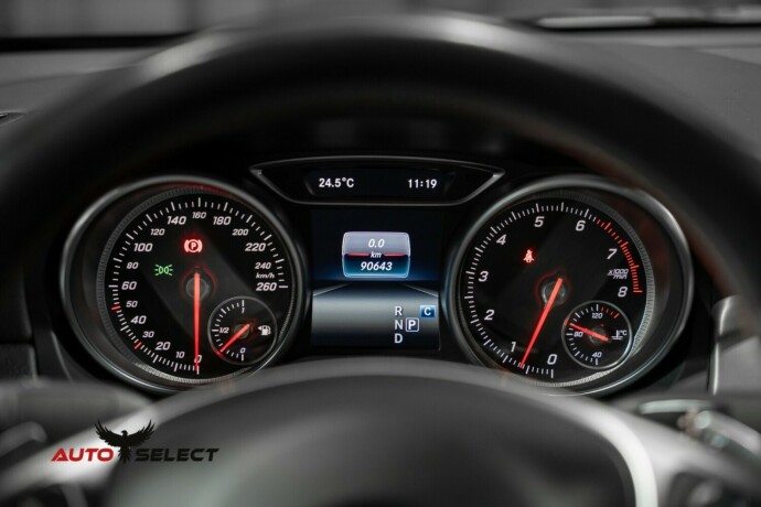 mercedes-benz-cla-bensin-2017-big-33