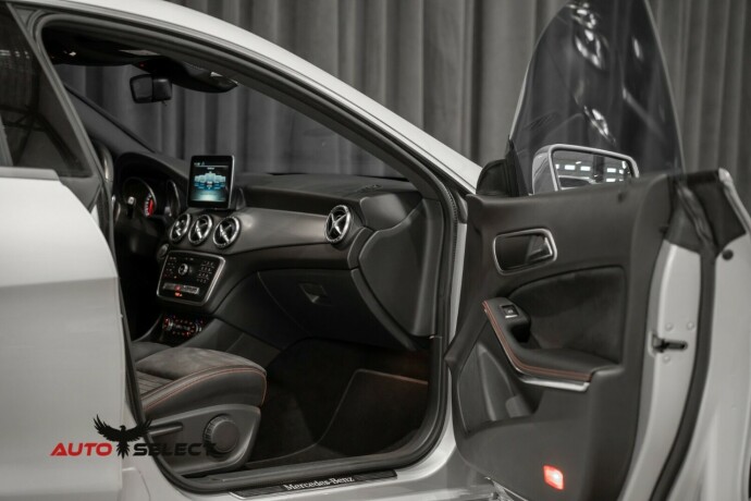 mercedes-benz-cla-bensin-2017-big-15