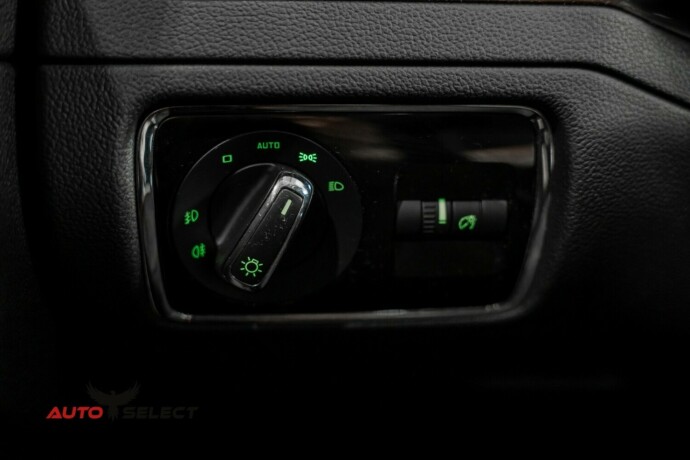 skoda-superb-bensin-2014-big-26