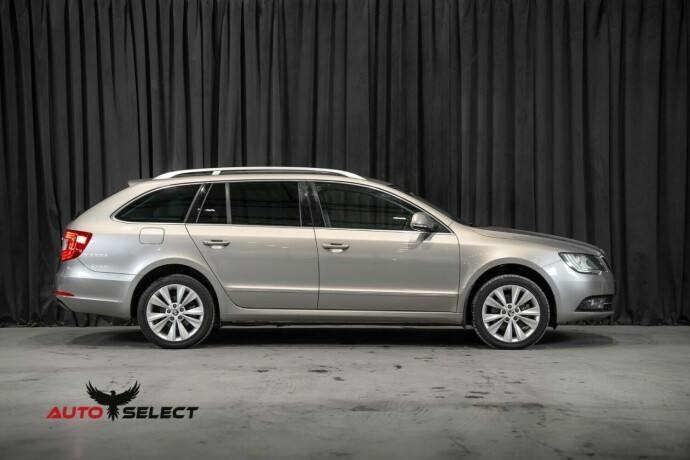 skoda-superb-bensin-2014-big-11