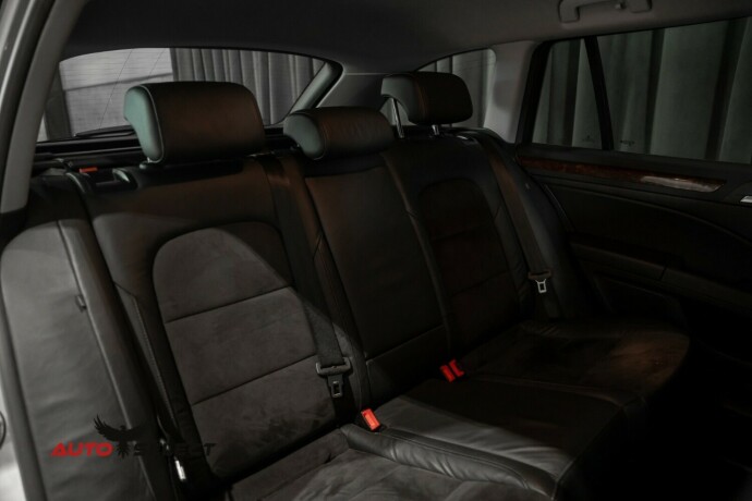 skoda-superb-bensin-2014-big-13
