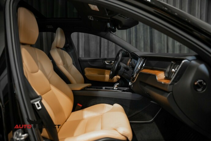 volvo-xc-60-elektrisitetbensin-2019-big-18