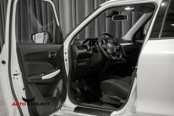 suzuki-swift-elektrisitetbensin-2020-big-19