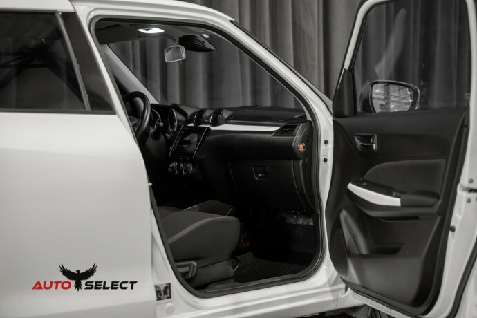 suzuki-swift-elektrisitetbensin-2020-big-14