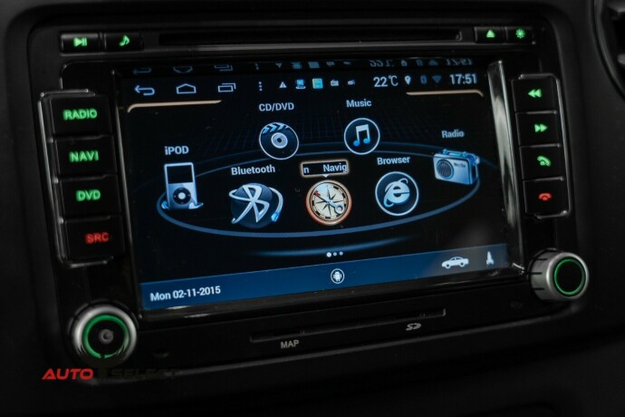 volkswagen-amarok-diesel-2011-big-35