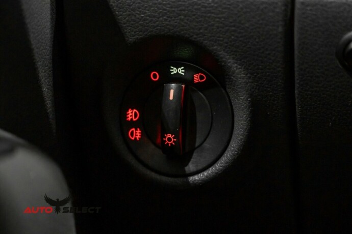 volkswagen-amarok-diesel-2011-big-24