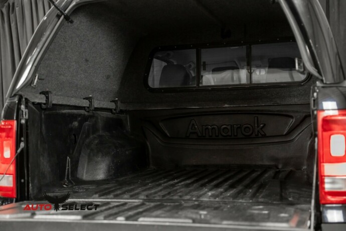 volkswagen-amarok-diesel-2011-big-10