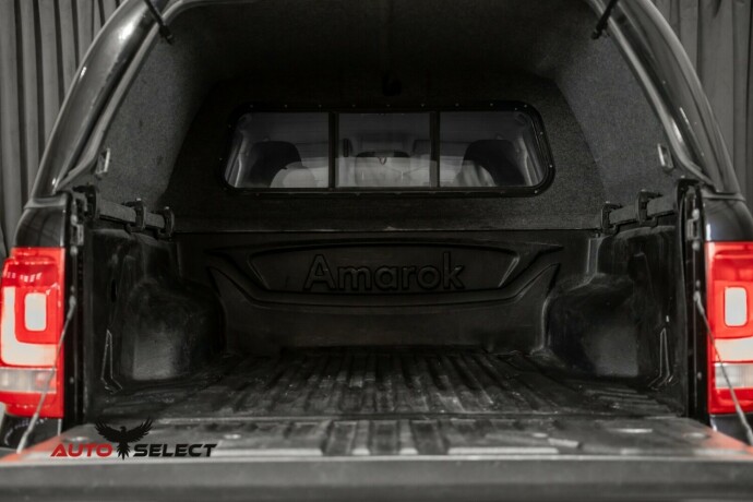 volkswagen-amarok-diesel-2011-big-9