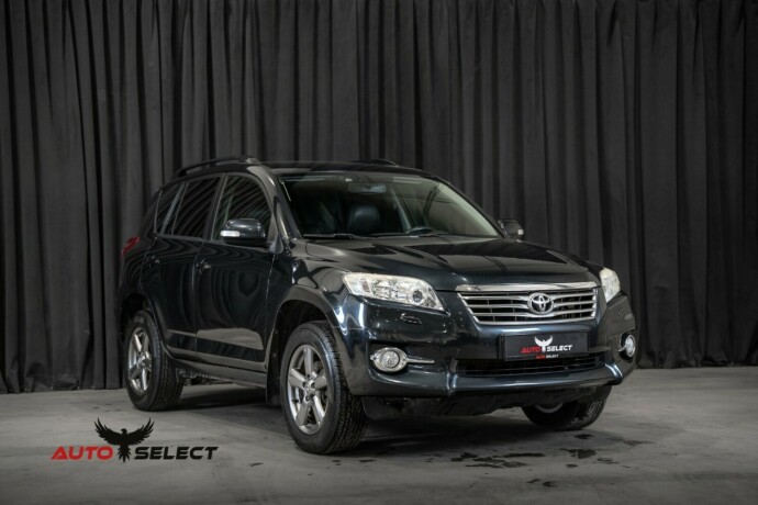 toyota-rav4-bensin-2012-big-3