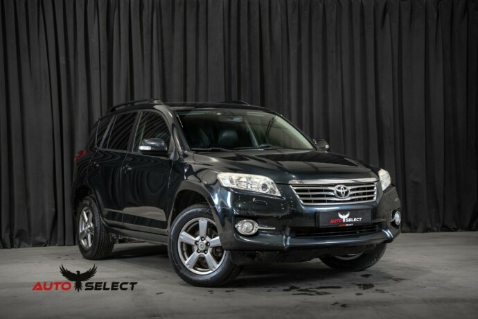 toyota-rav4-bensin-2012-big-0