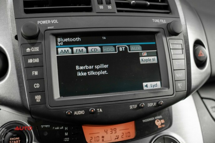 toyota-rav4-bensin-2012-big-34