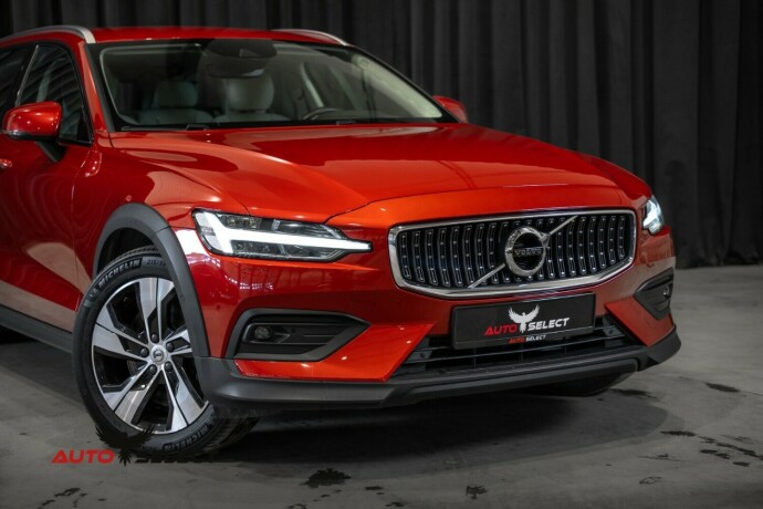 volvo-v60-cross-country-diesel-2020-big-1