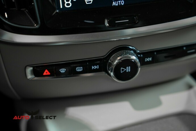 volvo-v60-cross-country-diesel-2020-big-36