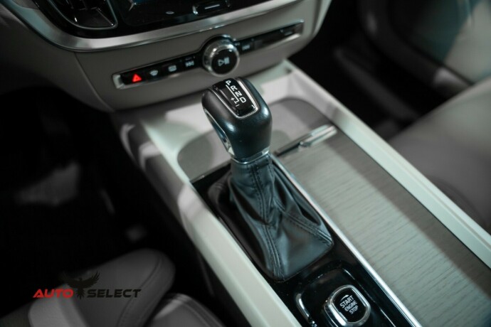 volvo-v60-cross-country-diesel-2020-big-37