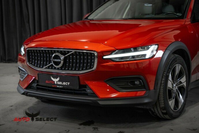 volvo-v60-cross-country-diesel-2020-big-6