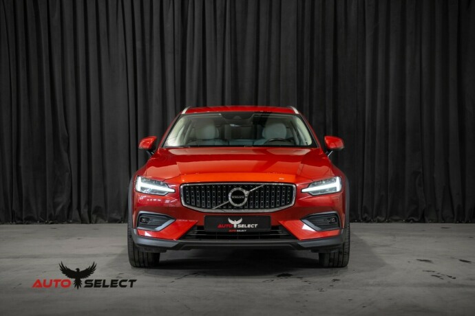 volvo-v60-cross-country-diesel-2020-big-4