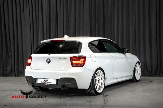 bmw-1-serie-bensin-2013-big-13
