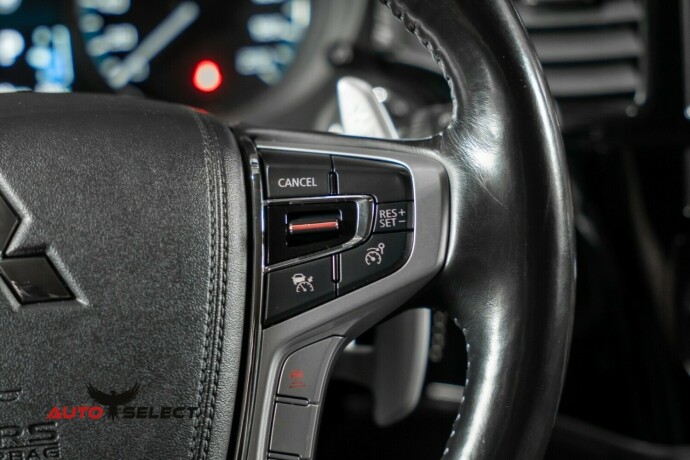 mitsubishi-outlander-elektrisitetbensin-2018-big-32