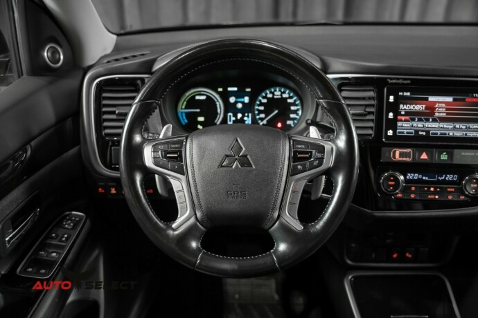 mitsubishi-outlander-elektrisitetbensin-2018-big-26