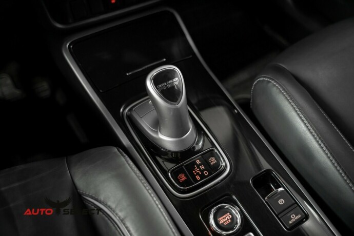 mitsubishi-outlander-elektrisitetbensin-2018-big-38
