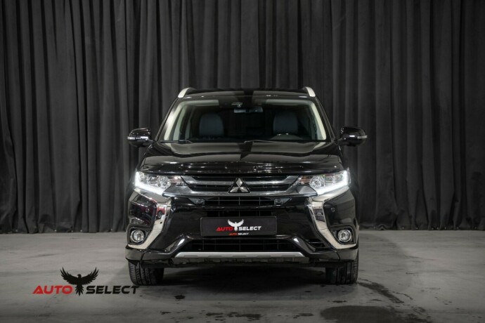 mitsubishi-outlander-elektrisitetbensin-2018-big-4