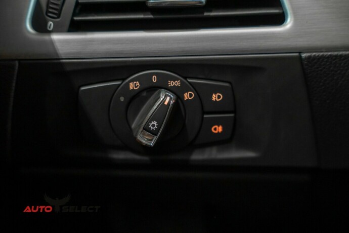 bmw-3-serie-bensin-2009-big-29
