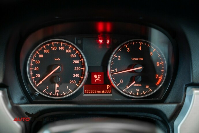 bmw-3-serie-bensin-2009-big-31