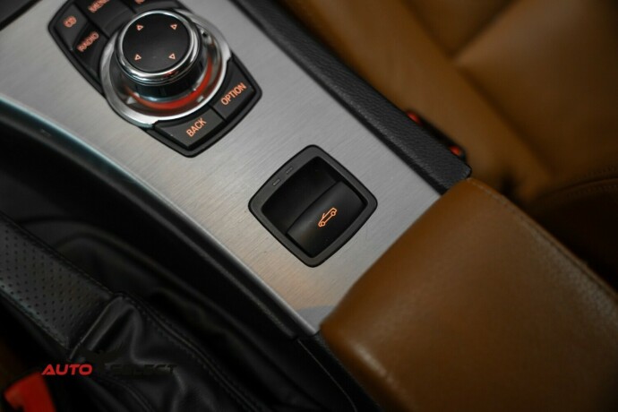 bmw-3-serie-bensin-2009-big-37