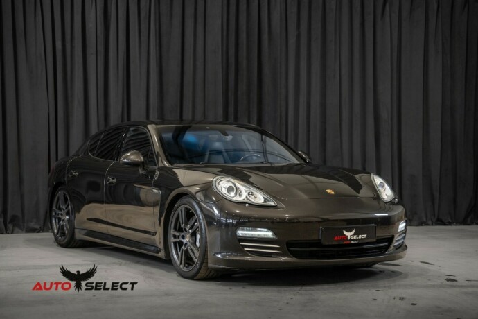 porsche-panamera-bensin-2010-big-3