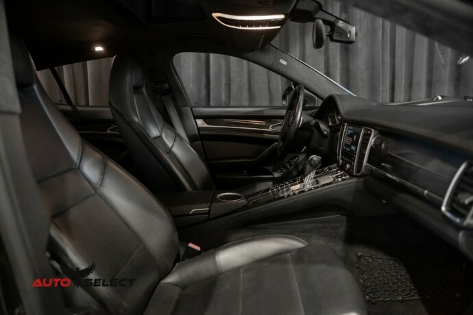 porsche-panamera-bensin-2010-big-25