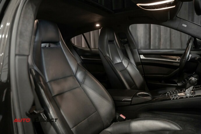 porsche-panamera-bensin-2010-big-26