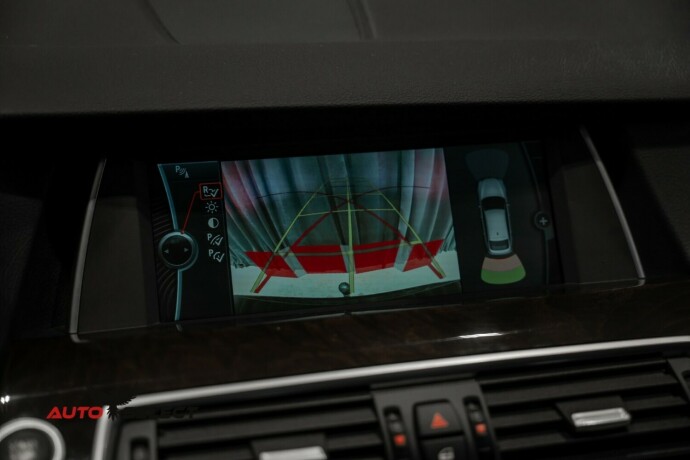bmw-5-serie-gt-bensin-2011-big-46