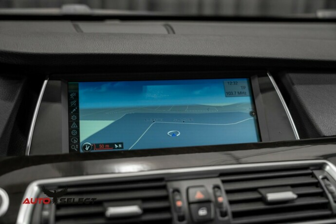 bmw-5-serie-gt-bensin-2011-big-39