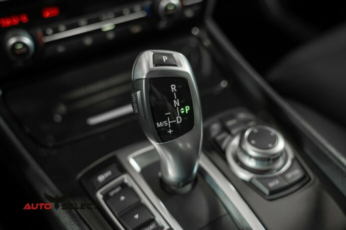 bmw-5-serie-gt-bensin-2011-big-37