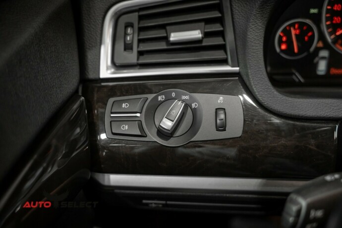 bmw-5-serie-gt-bensin-2011-big-30