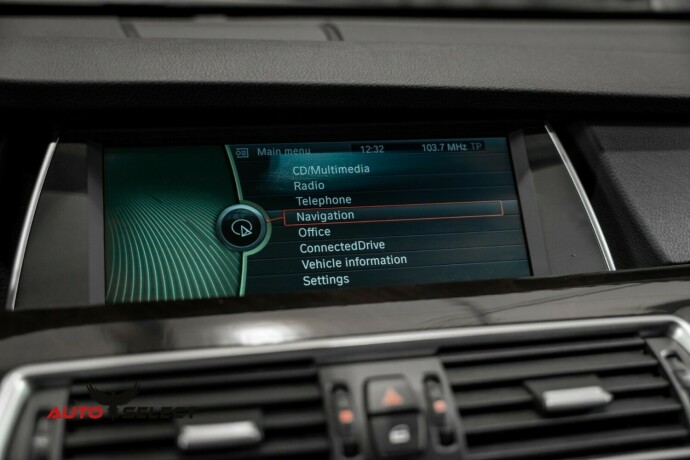 bmw-5-serie-gt-bensin-2011-big-41