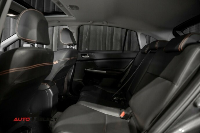 subaru-xv-bensin-2016-big-17