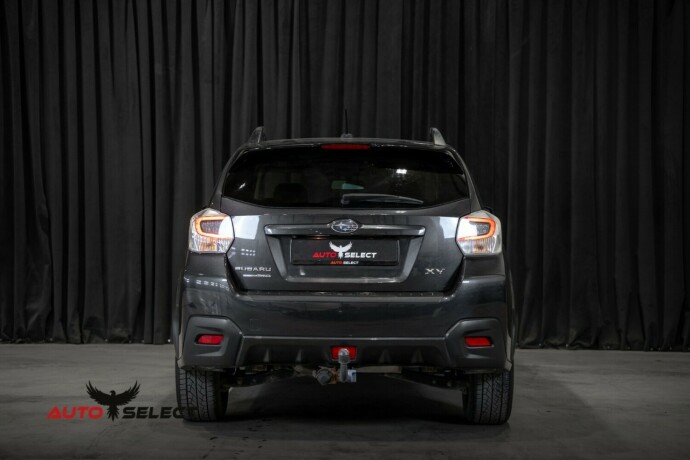 subaru-xv-bensin-2016-big-8