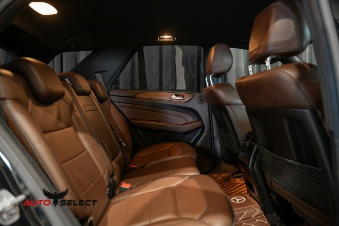 mercedes-benz-m-klasse-diesel-2014-big-16