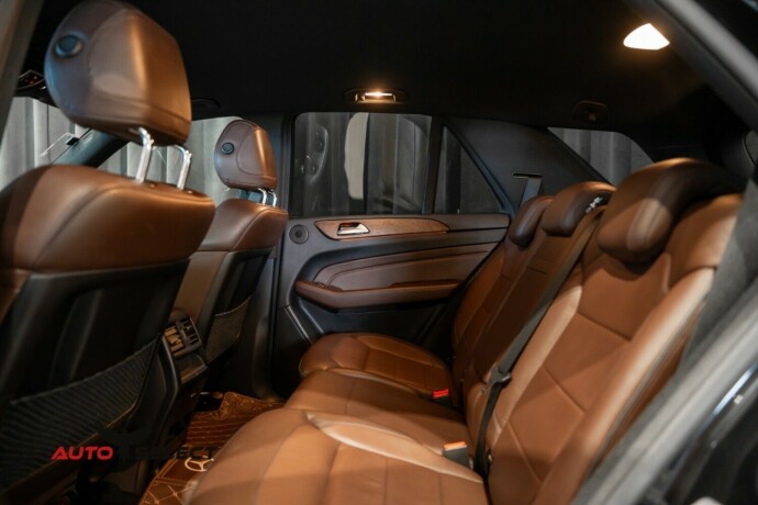 mercedes-benz-m-klasse-diesel-2014-big-23