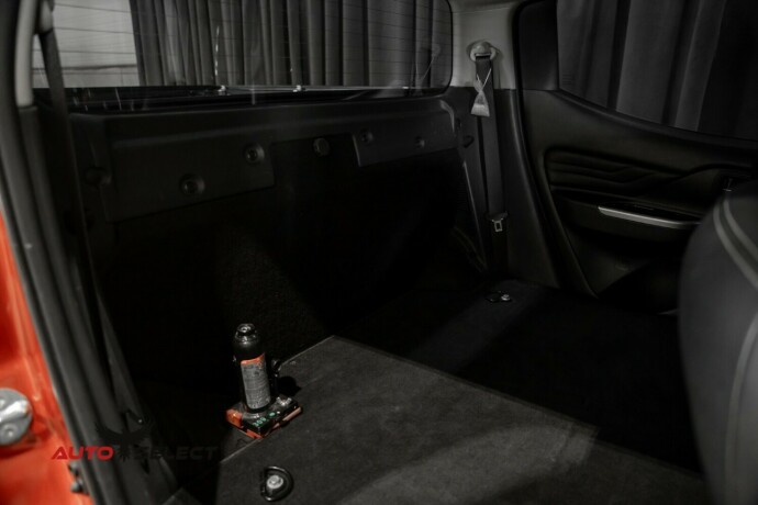 mitsubishi-l200-diesel-2020-big-13
