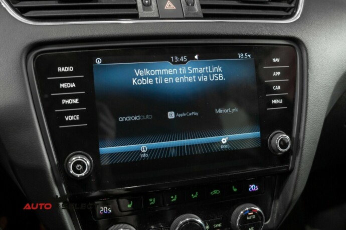 skoda-octavia-bensin-2018-big-34