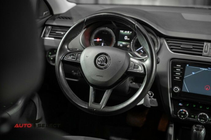 skoda-octavia-bensin-2018-big-22