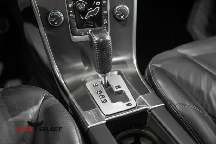 volvo-xc-60-diesel-2012-big-31