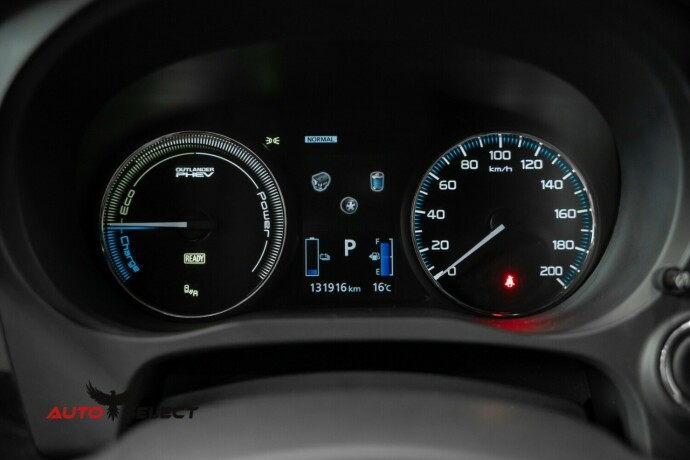mitsubishi-outlander-elektrisitetbensin-2017-big-34